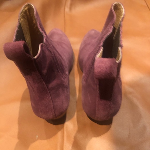 Urban Outfitters Suede Ankle Boots - Picture 3 of 4